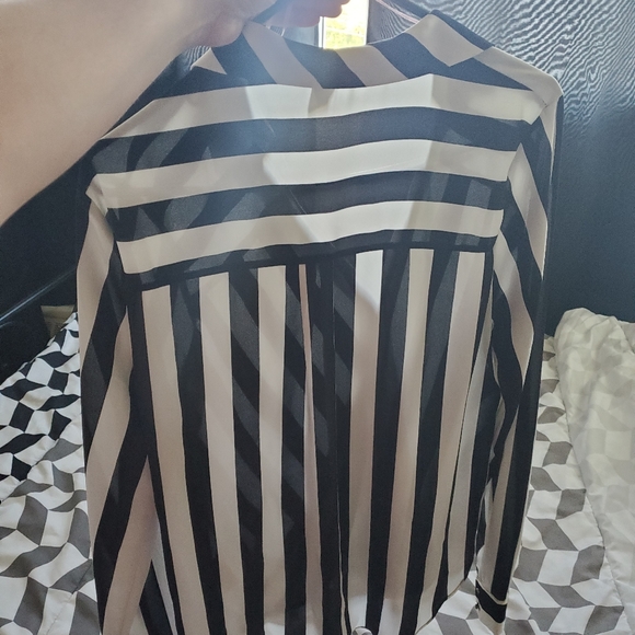 Sheer black and white long sleeve blouse - Picture 2 of 2